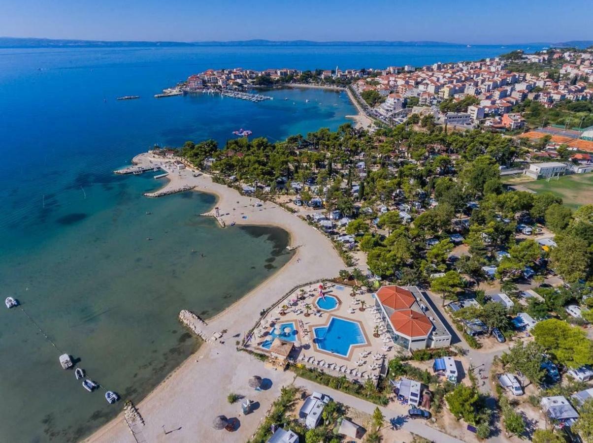 Apartment Gamma With Hydromassage Mini Pool Near Split Žrnovnica Екстериор снимка
